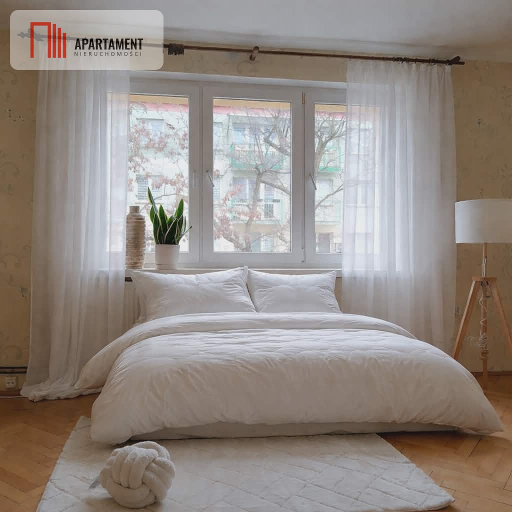 Przestronne 2 pokoje z balkonem, do remontu, niski czynsz Głogów  51m2 Foto 1