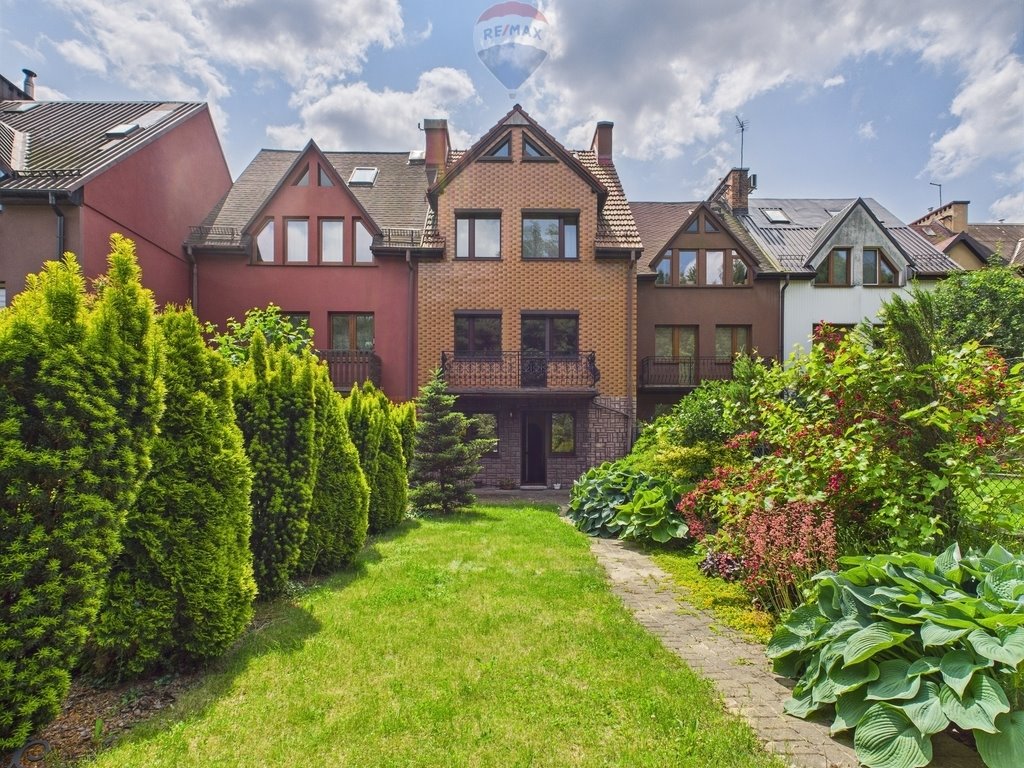 Przestronny dom z garażem i 7 pokoi w Rybniku Rybnik, Mariana Rejewskiego  191m2 Foto 1