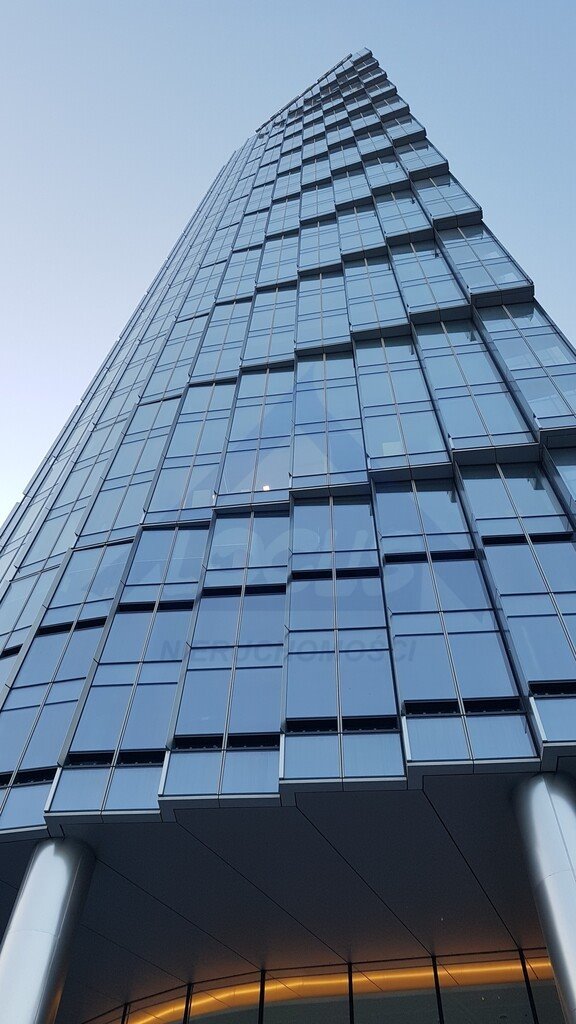 Luksusowy kompleks Mennica Legacy Tower – 1647 m2 na wynajem Warszawa, Wola  1 647m2 Foto 1