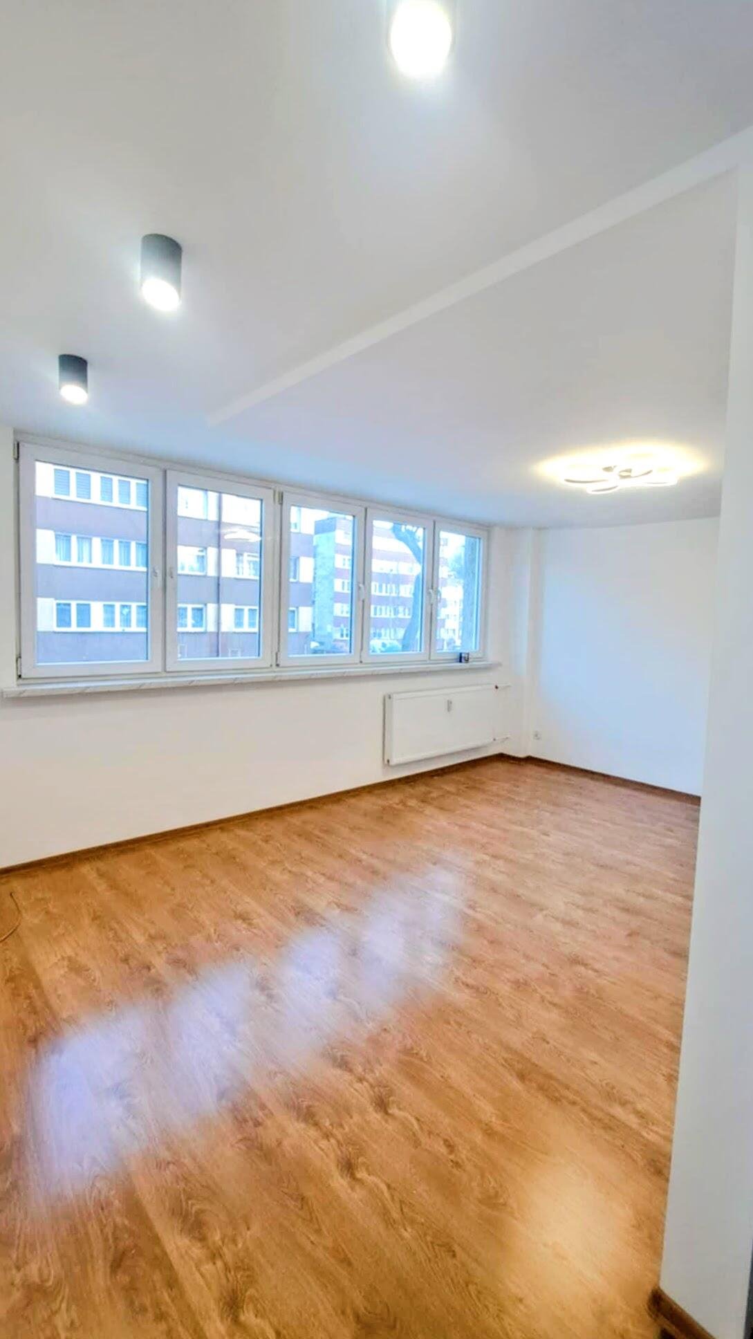 Nowoczesne 3-pokojowe mieszkanie po remoncie, balkon, piwnica Mikołów, os. przy Plantach  56m2 Foto 1
