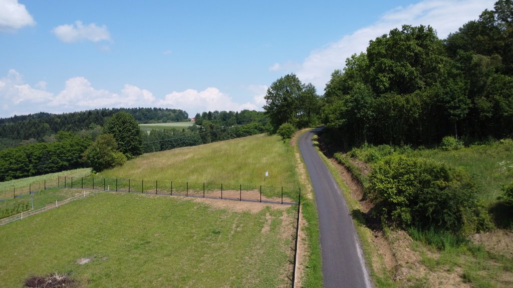 Widokowa działka 14 arów z warunkami zabudowy w Zborowicach Zborowice  1 469m2 Foto 1