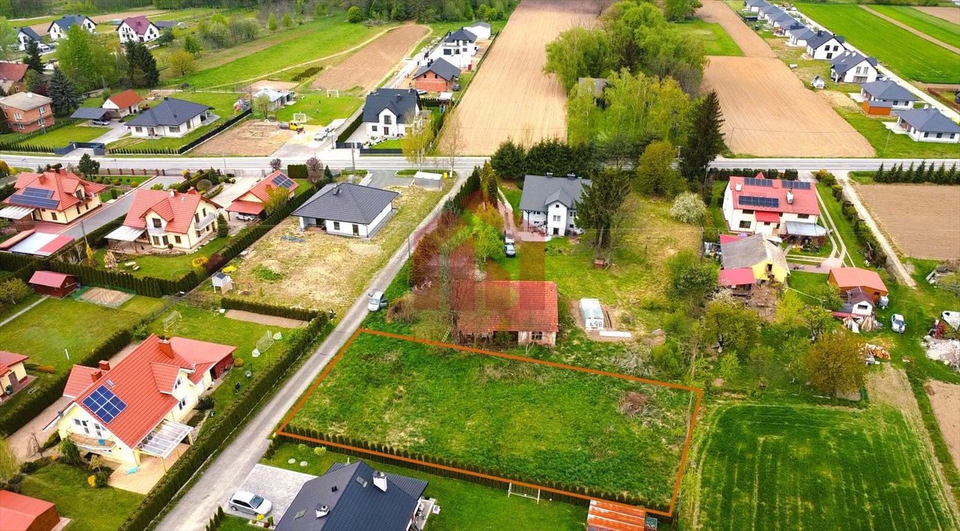 Na sprzedaż działka budowlana 1007 m² z mediami i warunkami zabudowy Ropczyce, Witkowice  1 007m2 Foto 1