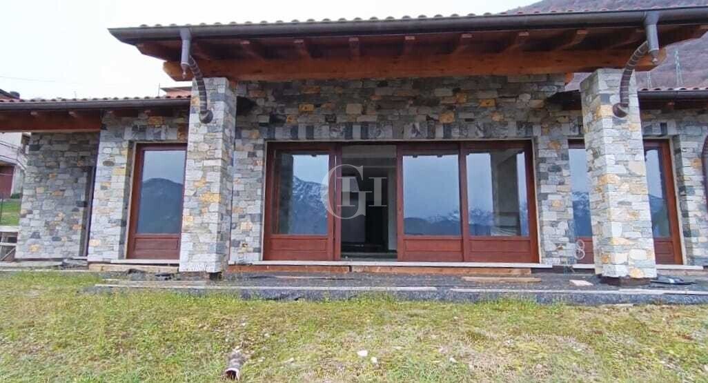 Luksusowa willa z panoramicznym widokiem na jezioro Como Włochy, Como  345m2 Foto 1