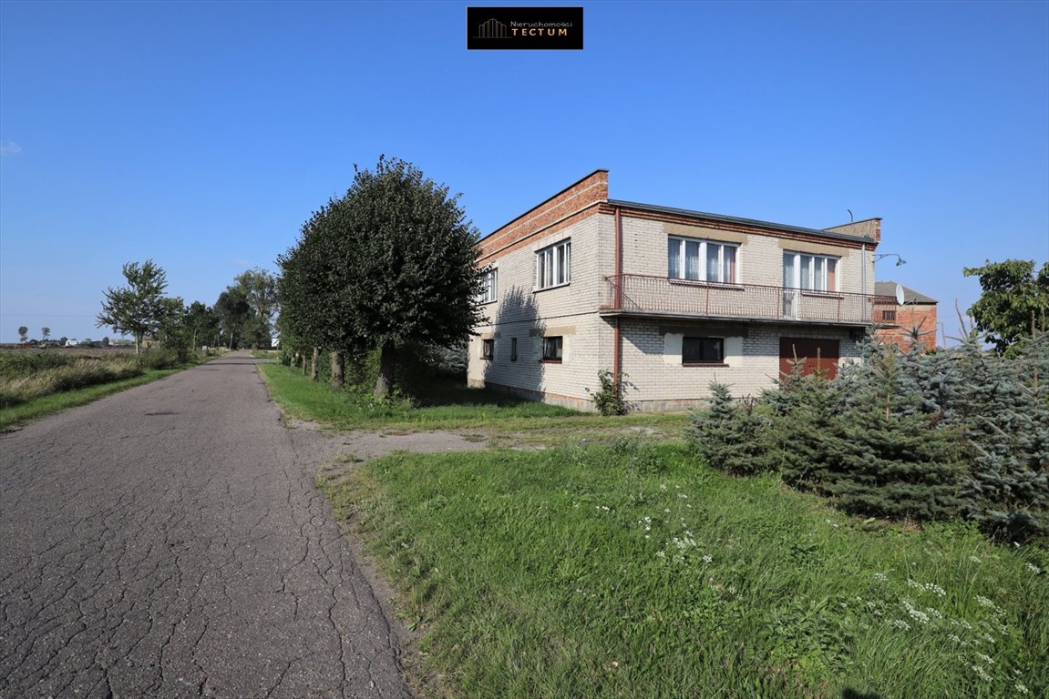 Dom na sprzedaż Piotrkowice  191m2 Foto 1