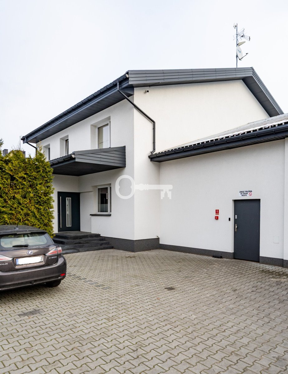 Lokal użytkowy na sprzedaż Feliksów  1 517m2 Foto 1