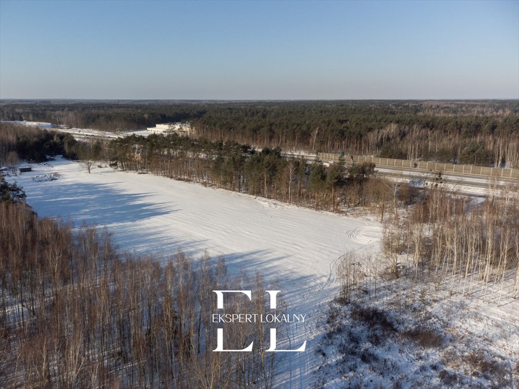 Działka inwestycyjna 16 400 m² w Siestrzeń, magazyn i usługi Siestrzeń, Bliska  16 400m2 Foto 1