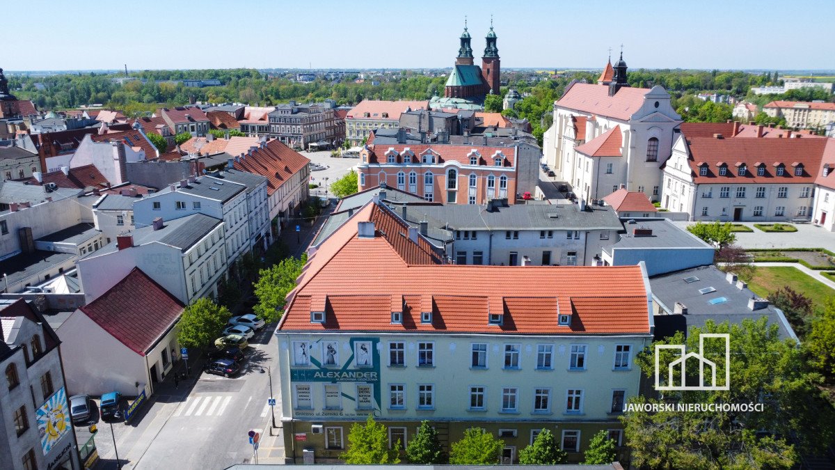 Kamienica w centrum Gniezna z 10 mieszkaniami i najemcami Gniezno, Dąbrówki  979m2 Foto 1