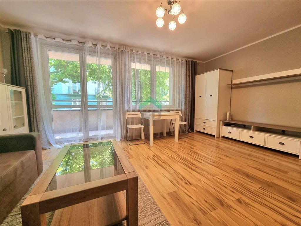 Przestronne 38 m² mieszkanie z balkonem w centrum Częstochowy Częstochowa, Centrum  38m2 Foto 1