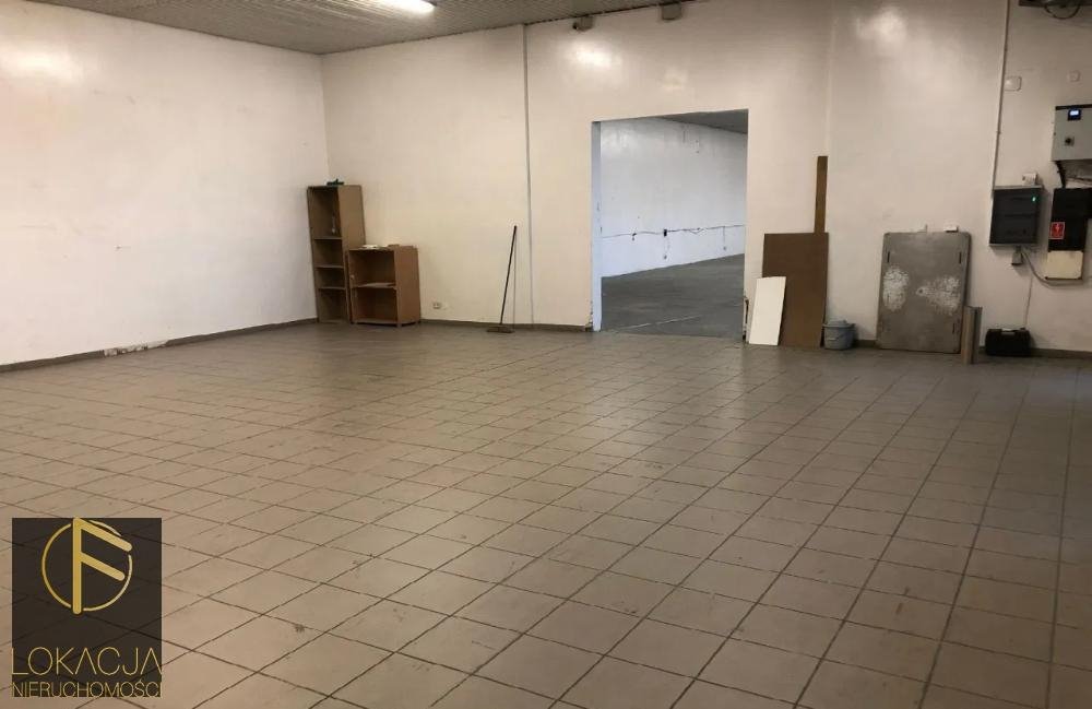 Lokal użytkowy na wynajem Kuchary  550m2 Foto 2