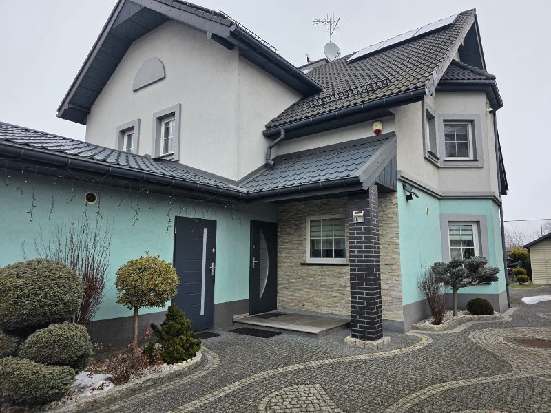 Komfortowy dom 160 m² z garażem i prywatnym ogrodem Częstochowa, Dąbie  160m2 Foto 1