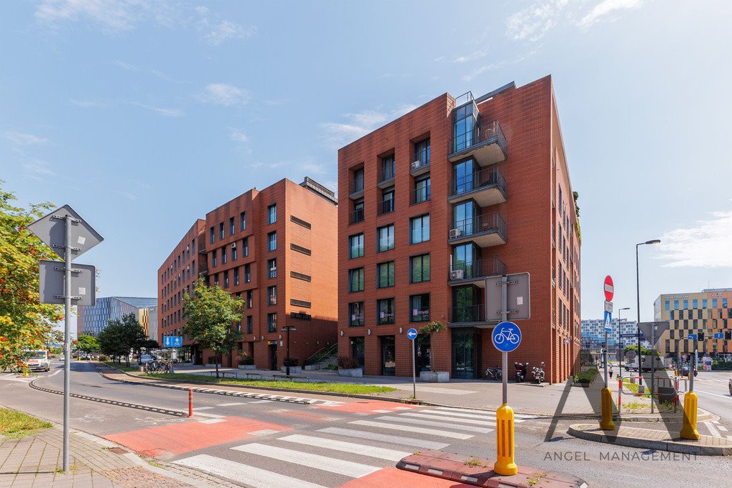 Lokal usługowy 250 m² w Angel City, widoczne witryny Kraków  250m2 Foto 1