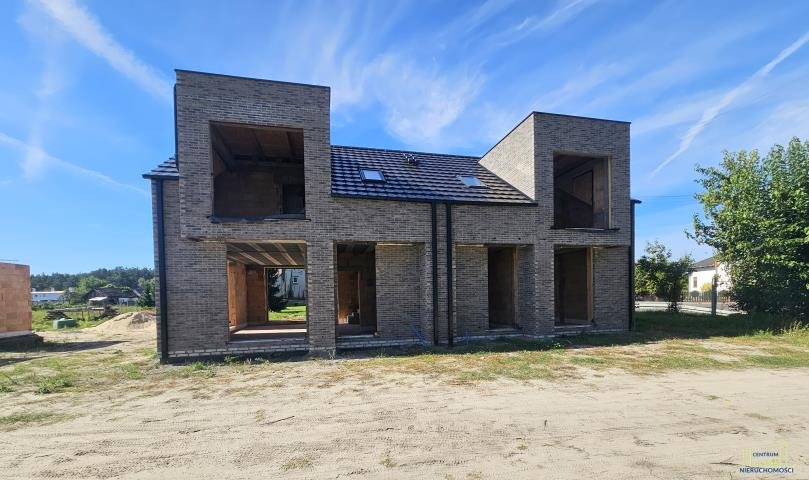 Dom na sprzedaż Świętno, Powstańców Wielkopolskich  74m2 Foto 1