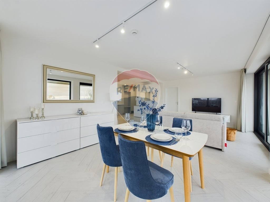 Mieszkanie trzypokojowe na sprzedaż Mielno, Sosnowy Las  79m2 Foto 1