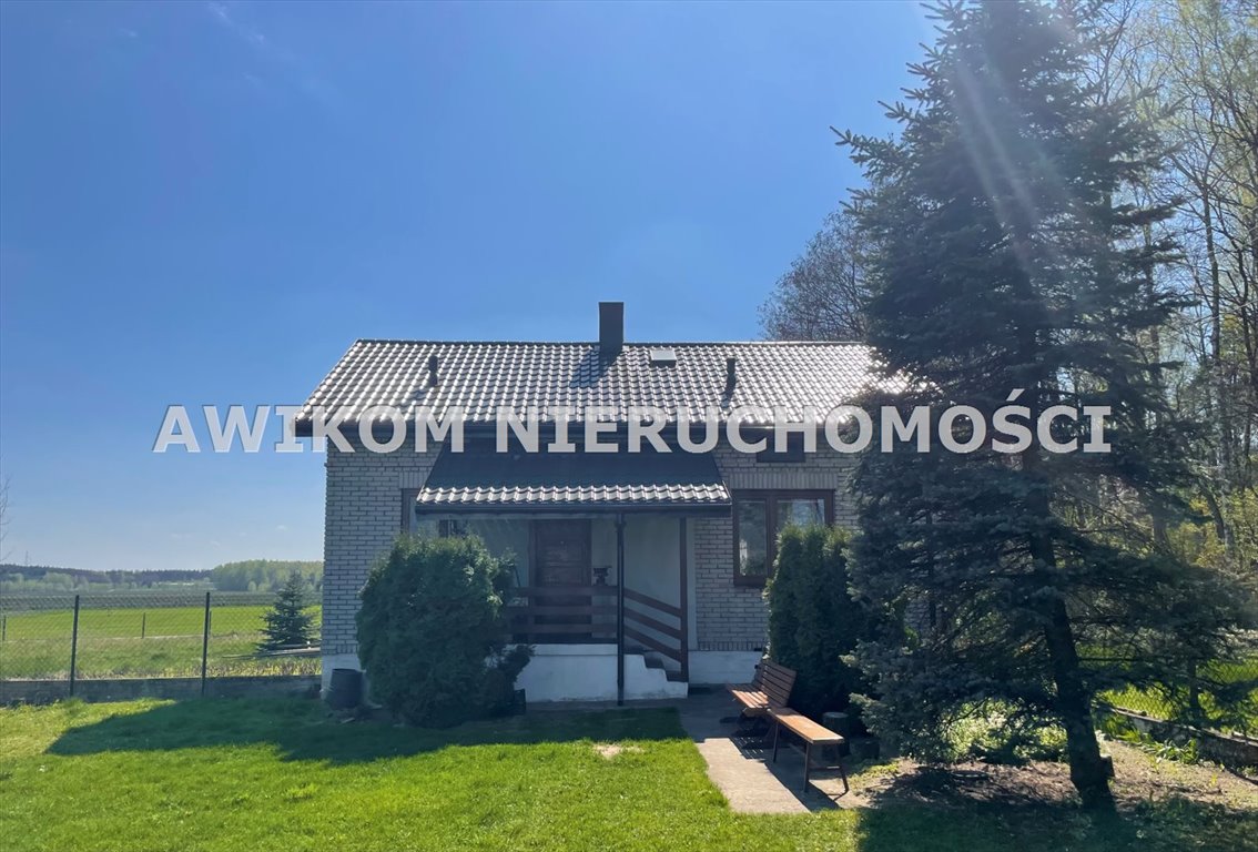 Działka 10 000 m² z domkiem, lasem i mediami, Adamowice Adamowice  10 000m2 Foto 1