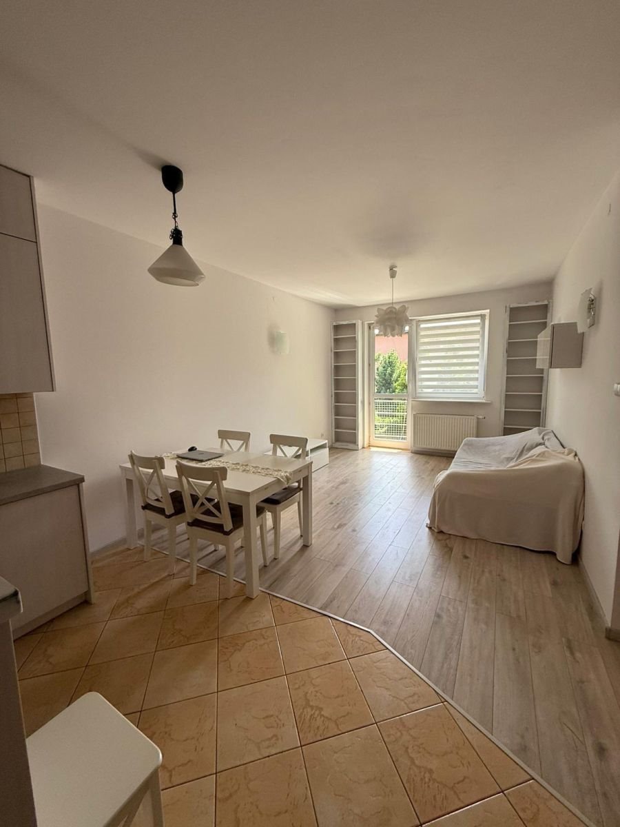 Na sprzedaż przestronne 3-pokojowe mieszkanie 58 m² z windą na Gocławku Warszawa, Praga-Południe Gocławek  58m2 Foto 1