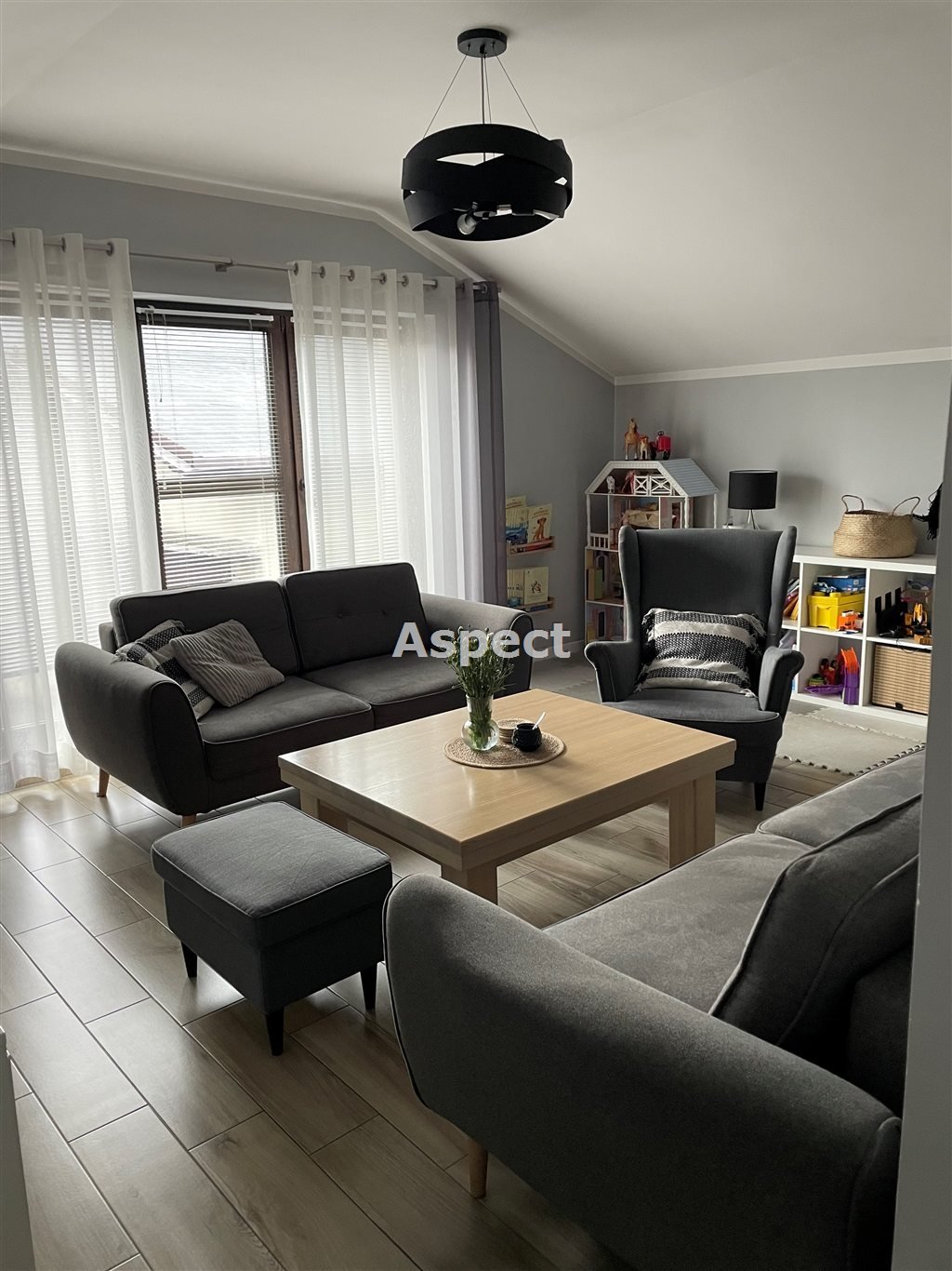 Dom na sprzedaż Świerklany  240m2 Foto 1