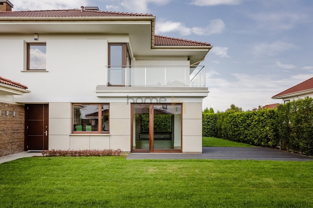 Ekskluzywny dom w Konstancinie-Jeziornie, 370 m2, garaż, sauna Konstancin-Jeziorna  370m2 Foto 1