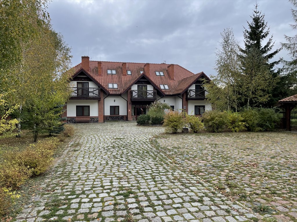 Sprzedam działkę 4260 m² z zabudową w Szczechach Małych Szczechy Małe, Szczechy Małe 8  4 260m2 Foto 1