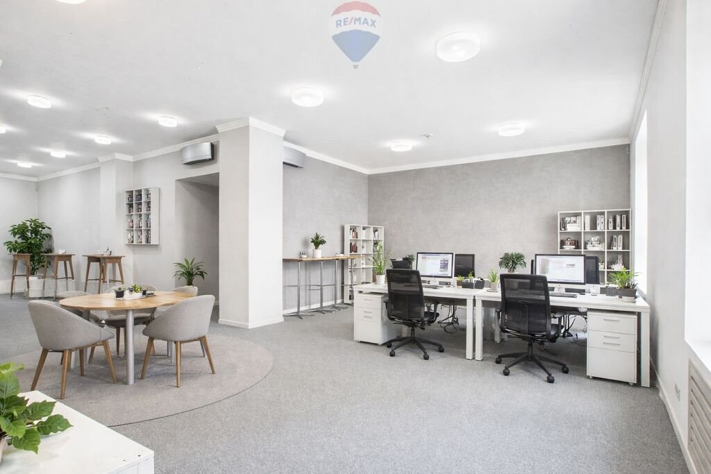 Wynajem lokalu 110 m2 w centrum Warszawy z windą Warszawa, Śródmieście, Zielna  110m2 Foto 1