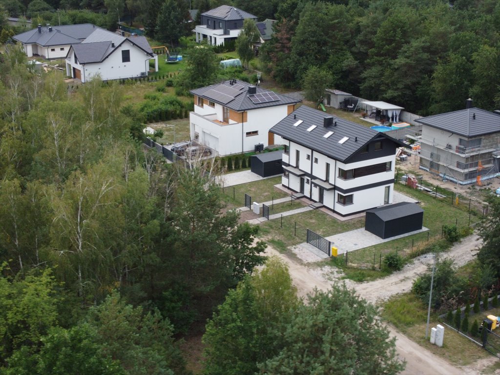 Zapraszam do obejrzenia nowoczesnego domu 140 m² w Józefowie Józefów, Graniczna  140m2 Foto 1