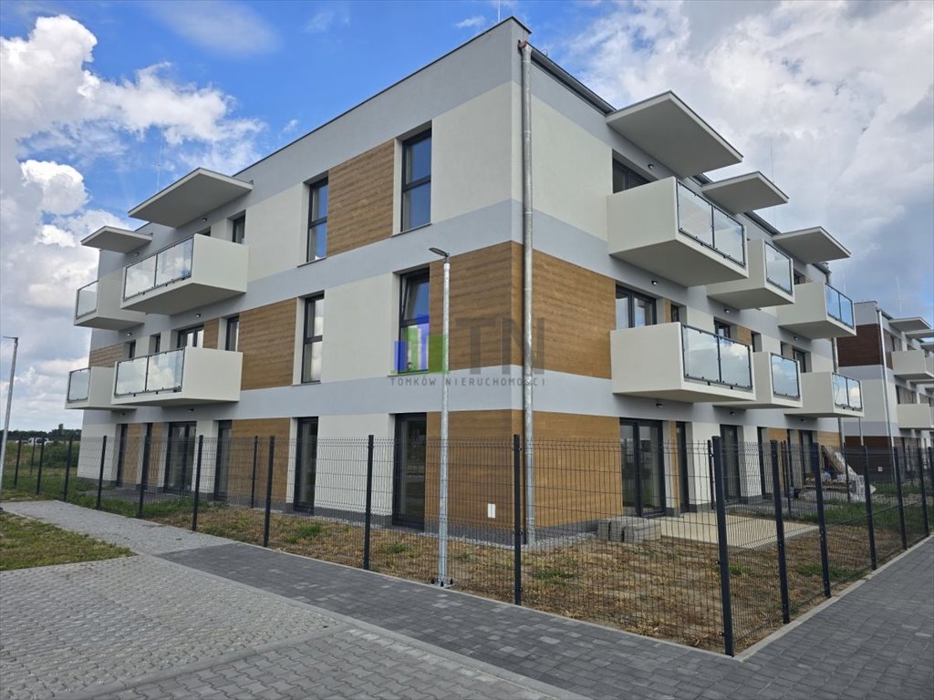 Mieszkanie trzypokojowe na sprzedaż Oława  52m2 Foto 1