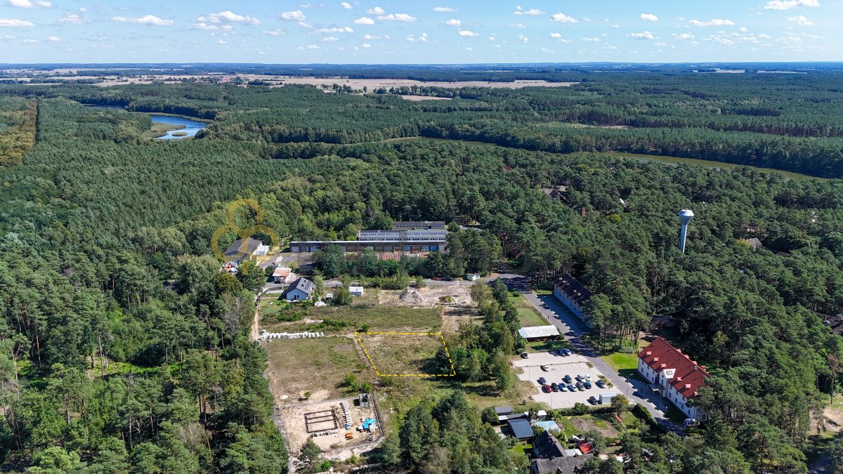 Działka budowlana z dostępem do mediów i lasu w Cibórzu Cibórz  1 193m2 Foto 1