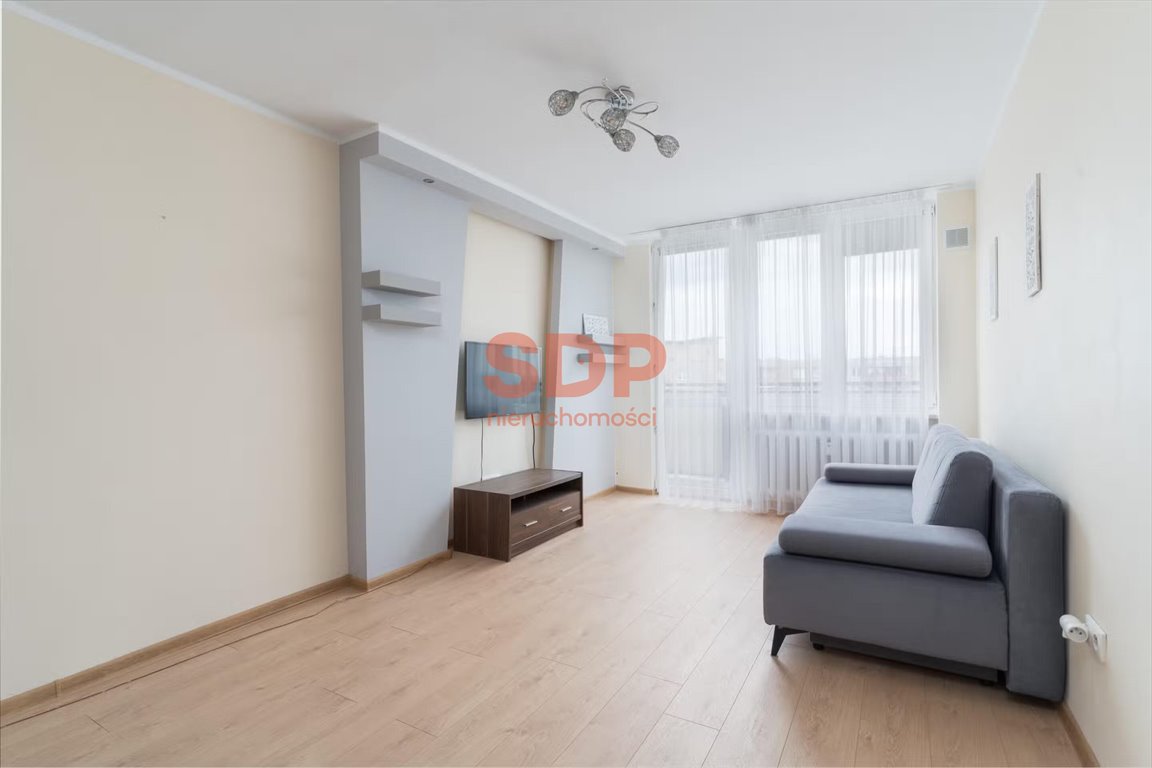 Na sprzedaż 2-pokojowe mieszkanie 43 m² z dużym balkonem w Warszawie Warszawa, Targówek, Bródno, Wysockiego Piotra  43m2 Foto 1