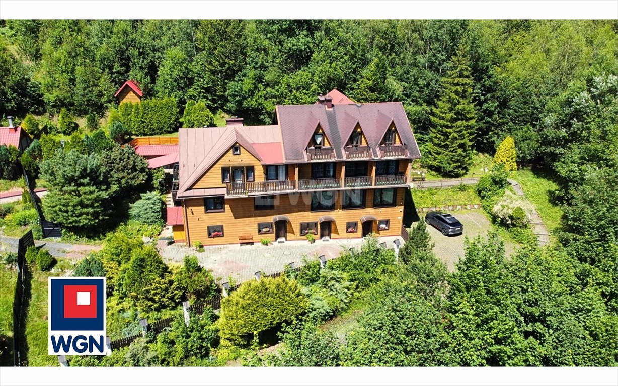 Urokliwy pensjonat z widokami, 16 pokoi, wyposażony Wisła, Partecznik  690m2 Foto 1