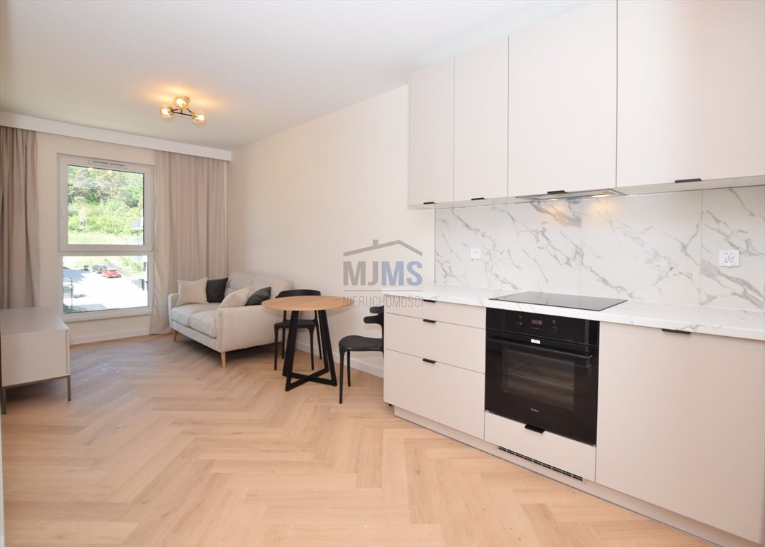 Komfortowe 2-pokojowe mieszkanie z balkonem i miejscem garażowym Rumia, Zagórze, Towarowa  32m2 Foto 1