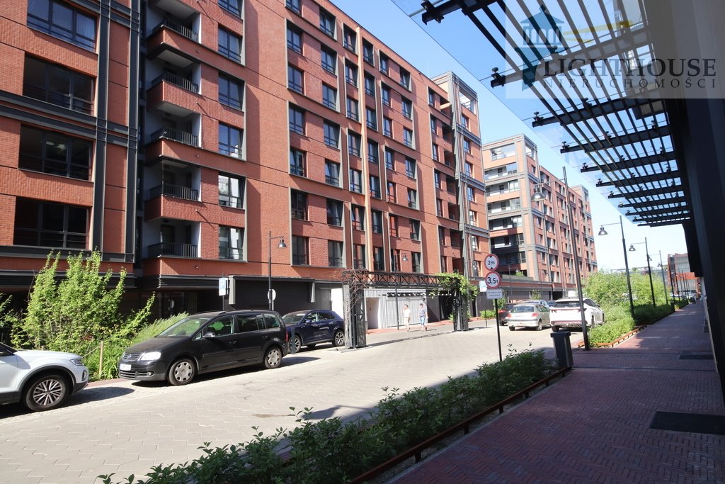 Lokal usługowy 50 m² w DOKI - duża witryna i potencjał Gdańsk, Śródmieście  50m2 Foto 1