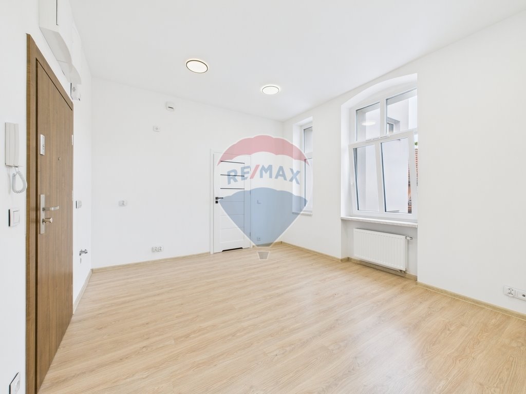 Kawalerka na sprzedaż Koszalin, Władysława Andersa  20m2 Foto 1