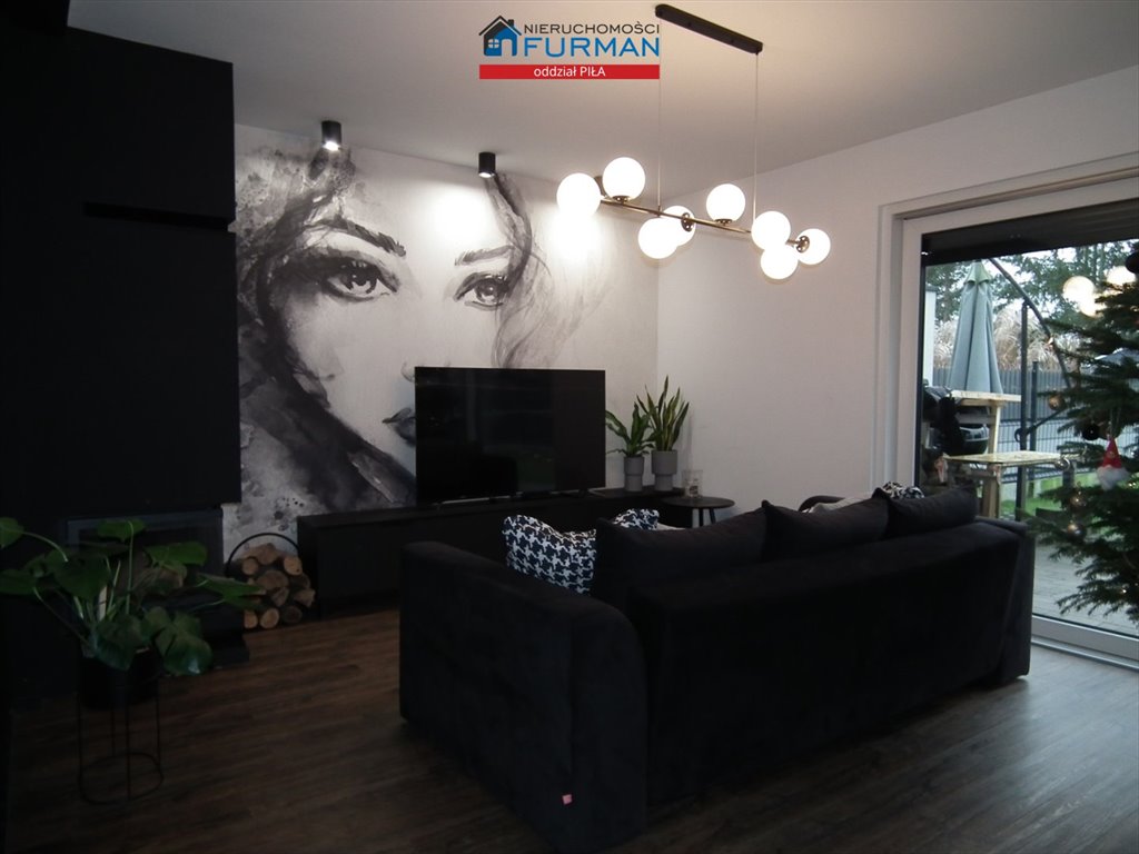 Przestronny dom bliźniak z tarasem i wysokiej jakości wykończeniem Szydłowo  126m2 Foto 1