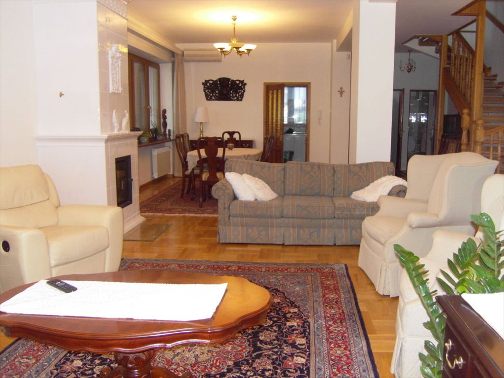 Dom na wynajem Warszawa, Wilanów, Wilanów, Chorągwi Pancernej 390m2 Foto 1 Dom na wynajem Warszawa, Wilanów, Wilanów, Chorągwi Pancernej 390m2 Foto 1