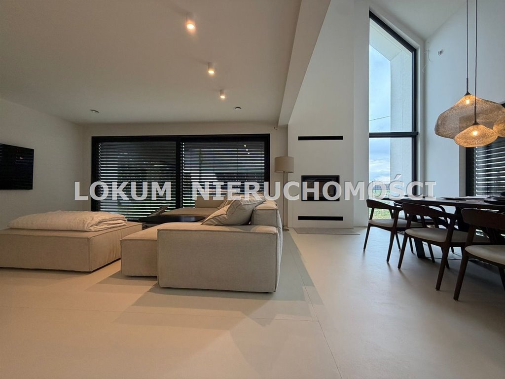Polecam nowoczesny dom 260 m² z dużym potencjałem w Jastrzębiu-Zdroju Jastrzębie-Zdrój, Bzie Górne  260m2 Foto 1