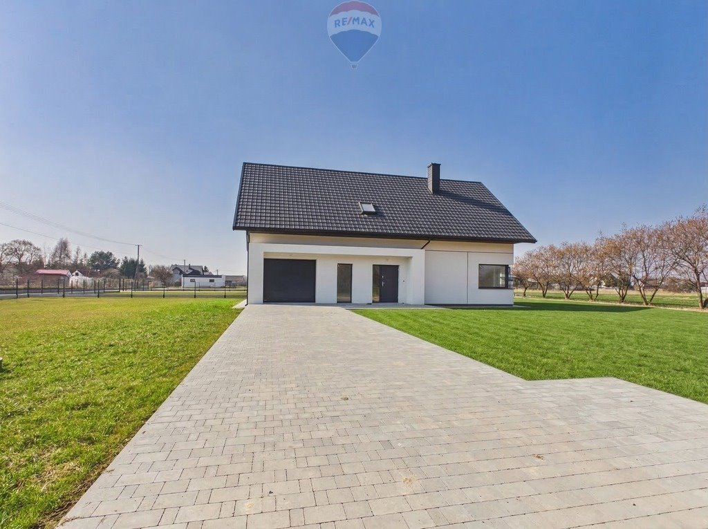 Nowoczesny dom 6 pokoi, garaż, taras, 13 km od Lublina Minkowice-Kolonia  196m2 Foto 1