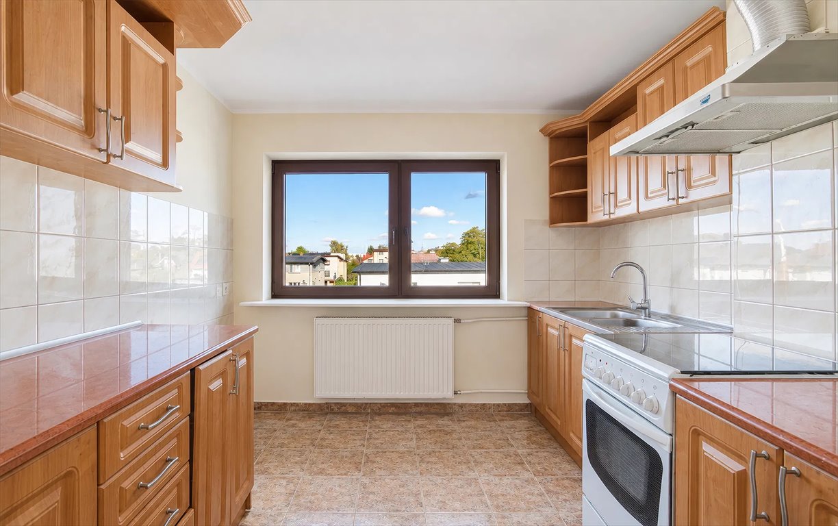 Przestronny dom 456 m² z dużym parkingiem - polecam Raszyn, Raszyn  456m2 Foto 1