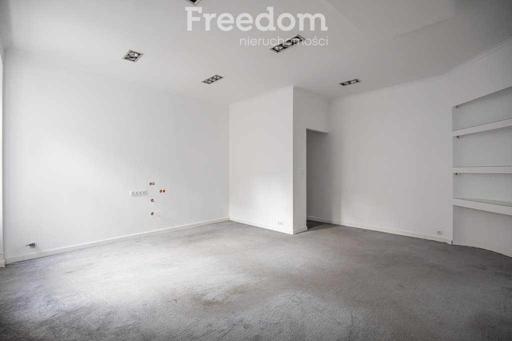 Lokal użytkowy 64 m² na Długiej - centrum Brzegu Brzeg, Długa  64m2 Foto 1