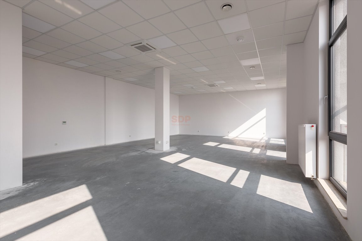 Nowoczesny lokal biurowo-usługowy w Psie Pole, 129 m2 Wrocław, Psie Pole, Karłowice, Kępińska  129m2 Foto 1