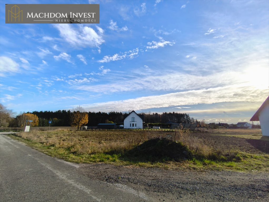 Działka budowlana 1518 m² w Łubiance – spokojna okolica Łubianka, Rolna  1 518m2 Foto 1