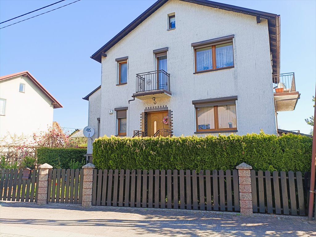 Na sprzedaż komfortowy dom 300 m² z nowoczesnym wyposażeniem Oława, Gajcego  300m2 Foto 1