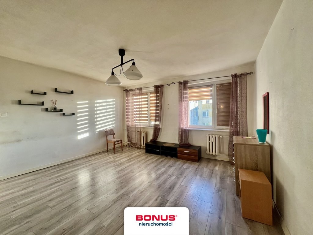 Do sprzedania jasne 42 m² mieszkanie z komórką w Szczecinie Szczecin, Dąbie, Pomorska  42m2 Foto 1