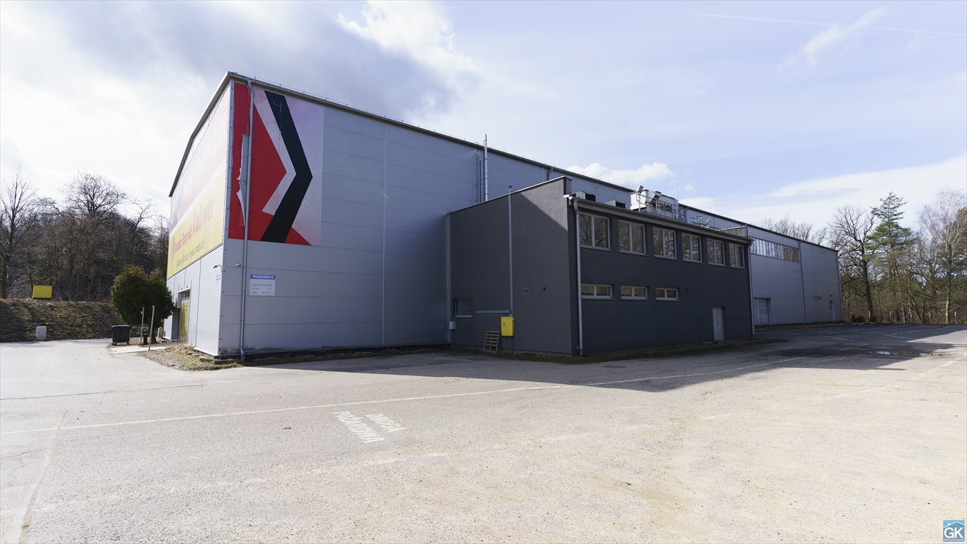 Wynajem 1100 m² w Katowicach – idealne pod biuro, hostel czy przedszkole Katowice, Giszowiec, Pszczyńska  1 100m2 Foto 1