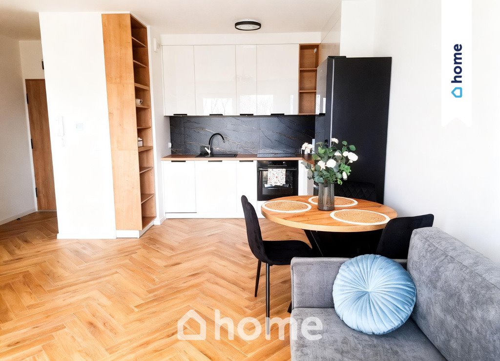 Mieszkanie 40,18 m² nad Zalewem Borki - garaż w cenie Radom, hm kpt Eugeniusza Stasieckiego  40m2 Foto 1