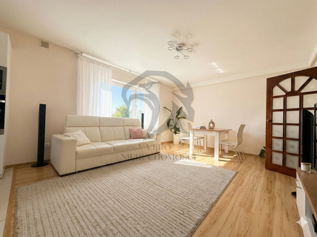 Unikalny dom 265m² z możliwością adaptacji i dużą piwnicą Konstantyna  266m2 Foto 1