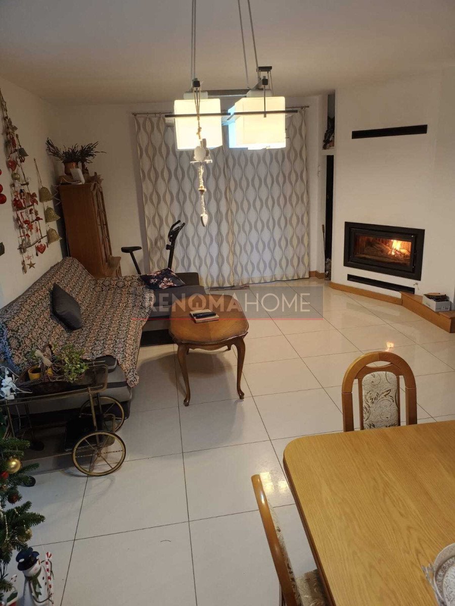 Nowoczesny dom 230 m2 z ogrodem i panelami fotowoltaicznymi Kochlice  230m2 Foto 1