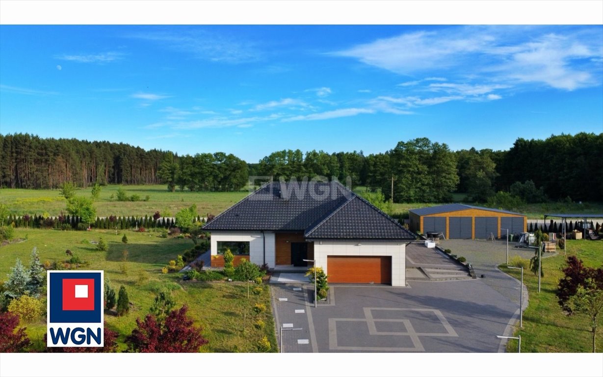 Do sprzedania przestronny dom 201 m² z garażem nad jeziorem Mierzyńskim Mierzyn, Międzychód, Mierzyn 1E  201m2 Foto 1