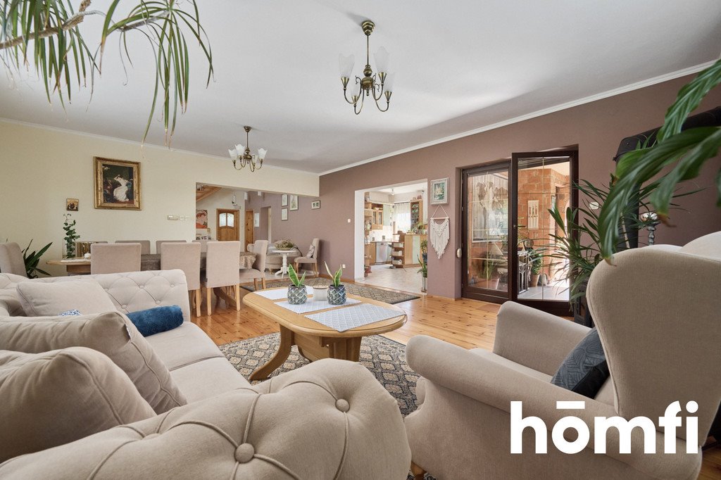 Dom na sprzedaż Wieruszów, Handlowa  279m2 Foto 1