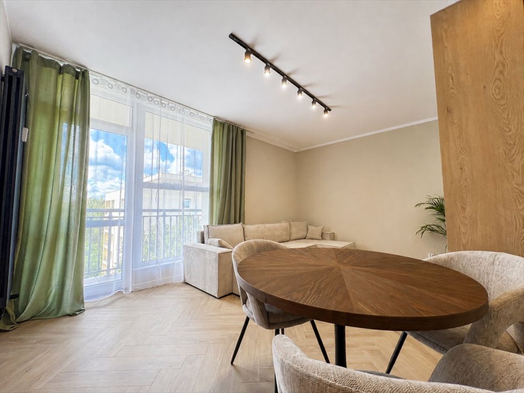 Sprzedam 3-pokojowe mieszkanie 60 m² w Katowicach: Katowice Koszutka: Władysława Broniewskiego