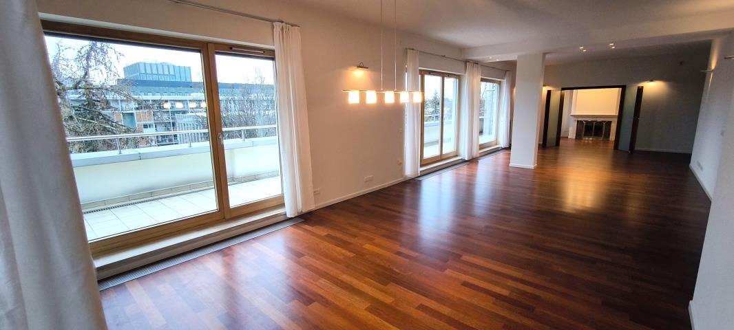 Wynajmę luksusowy penthouse z 100 m² ogrodem na dachu w Warszawie Warszawa, Mokotów, biały kamień  320m2 Foto 1