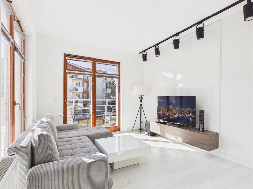 Zapraszam do wynajmu 2-pokojowego mieszkania 46 m² w Gdańsku Gdańsk, Żabianka-Wejhera-Jelitkowo-Tysiąclecia, Wypoczynkowa 28  46m2 Foto 1